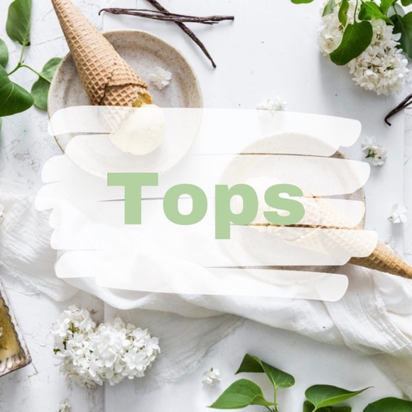 🌿Tops - Picture 1 of 1